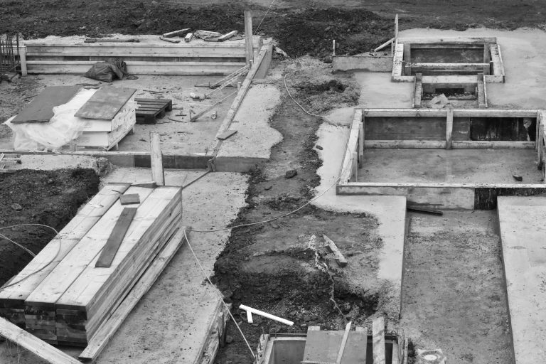 Combien de temps avant de décoffrer le béton ?