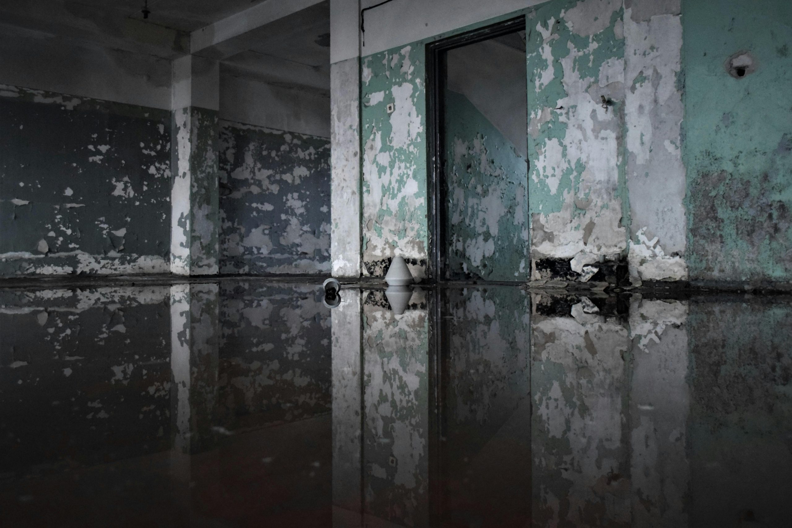 Solutions pour infiltration d'eau sous parquet flottant